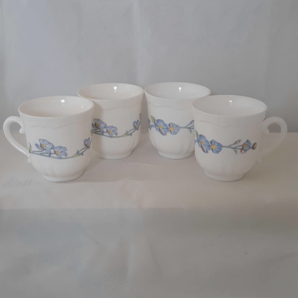 Arcopal France Revelation Tea Cups